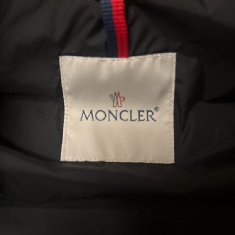 MONCLER Betulong dark green puffer jacket墨綠色長版外套-7