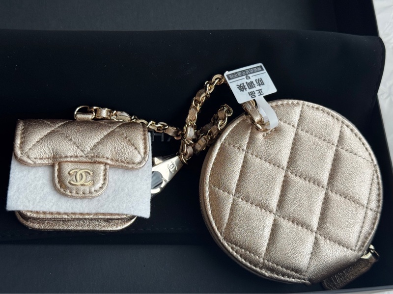 Chanel金色雙子星零錢包掛件 VIC禮品-0