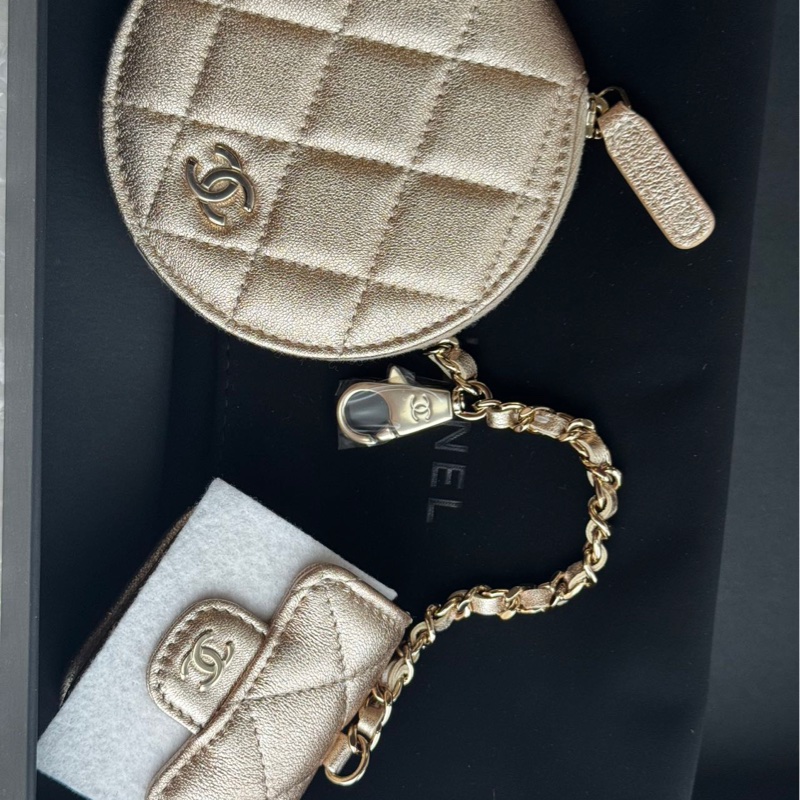 Chanel金色雙子星零錢包掛件 VIC禮品-1