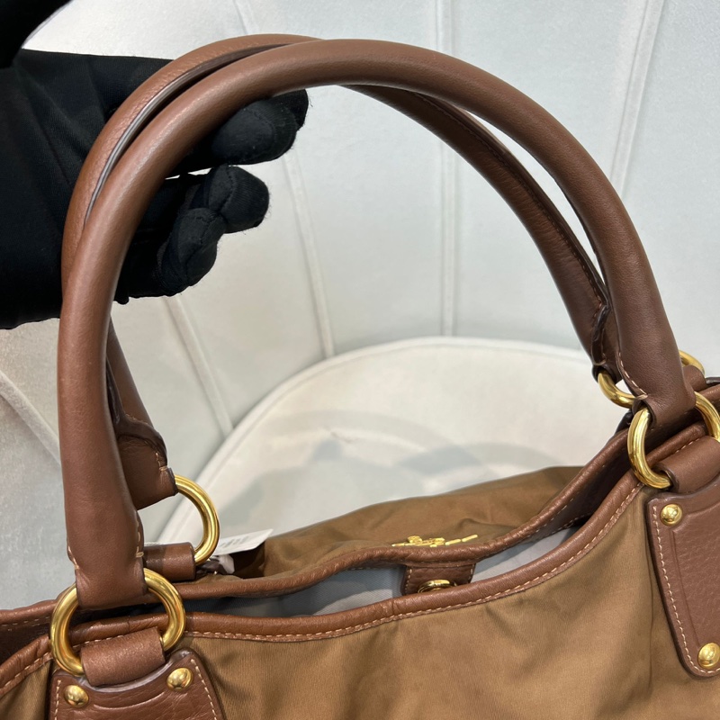 Prada 啡色降落傘手提袋 XA276-19