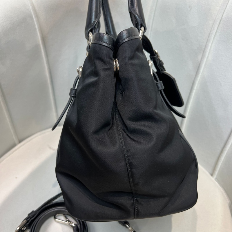 Prada 黑色降落傘銀扣2way XA156-3