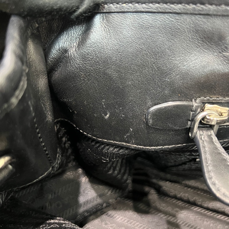Prada 黑色降落傘銀扣2way XA156-8