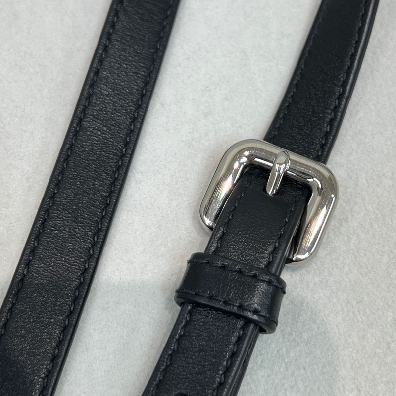 Prada 黑色降落傘銀扣2way XA156-32