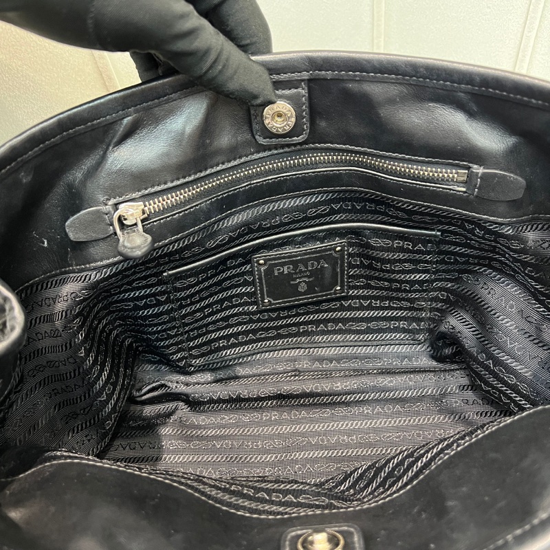 Prada 黑色降落傘銀扣2way  XA156-38