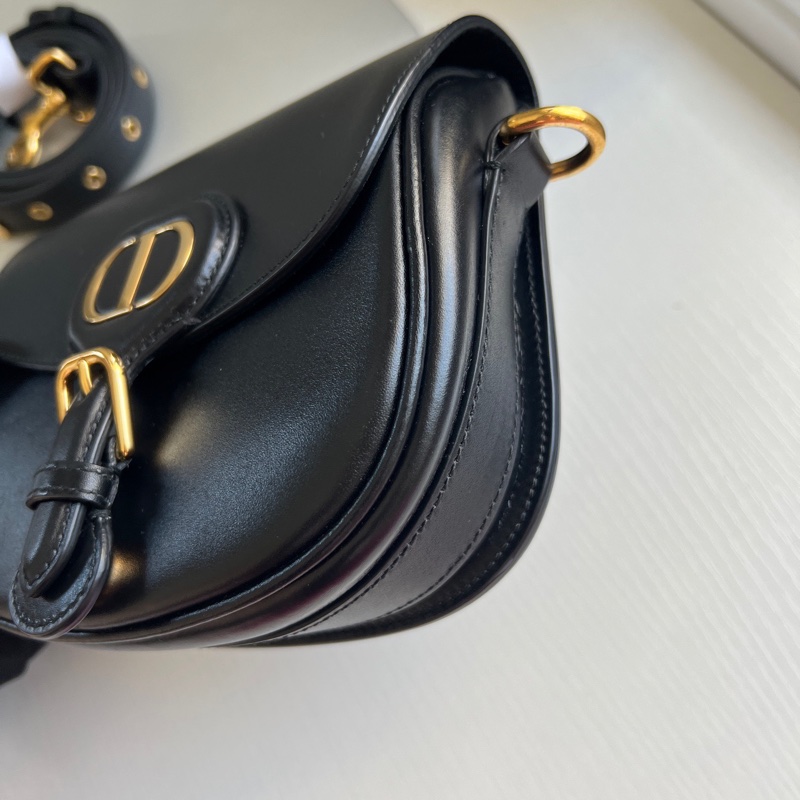 Dior 馬鞍包 黑金永遠看不膩 輕鬆的高級感-7