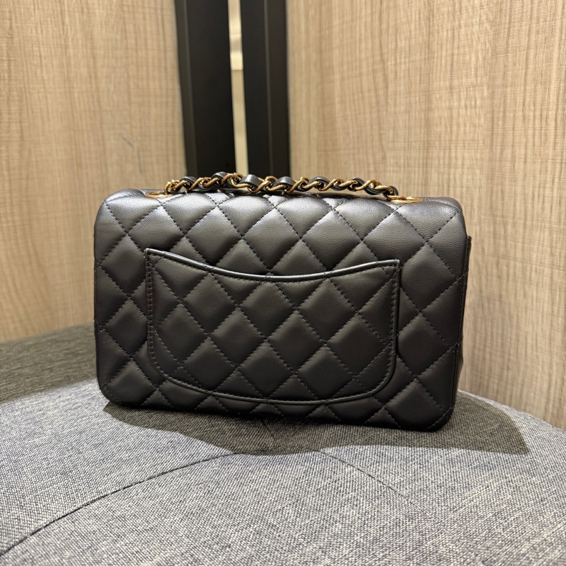 降價❤️ 全新晶片 稀有玫瑰金 Chanel coco 20 黑色菱格紋羊皮玫瑰金釦斜背包 cf20-1