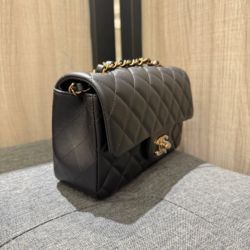 降價❤️ 全新晶片 稀有玫瑰金 Chanel coco 20 黑色菱格紋羊皮玫瑰金釦斜背包 cf20-2