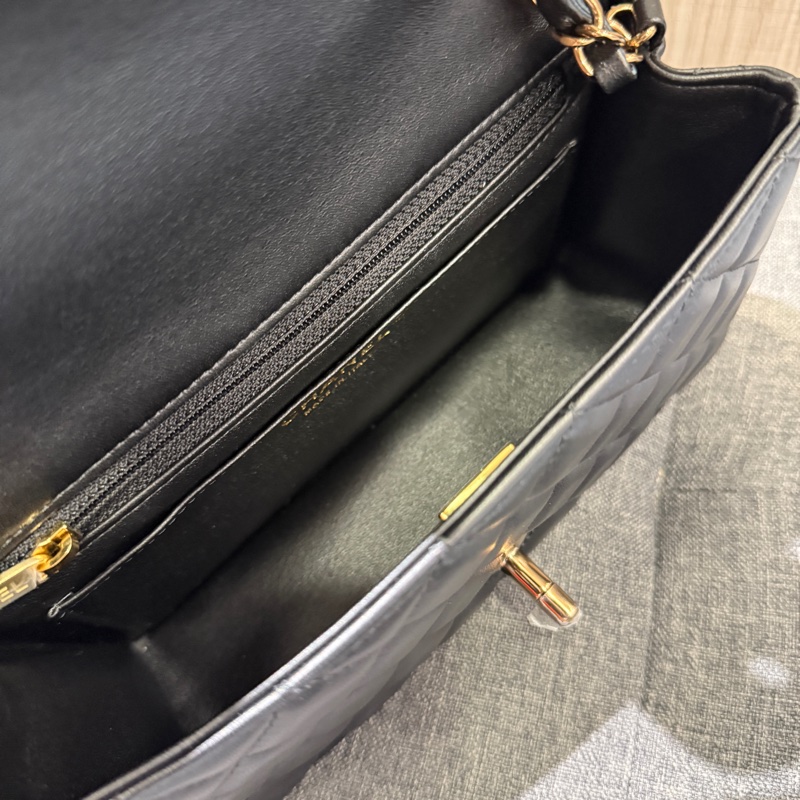 降價❤️ 全新晶片 稀有玫瑰金 Chanel coco 20 黑色菱格紋羊皮玫瑰金釦斜背包 cf20-5