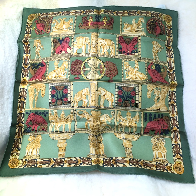 HERMÉS 中古綠色埃及系列絲巾 O697-11