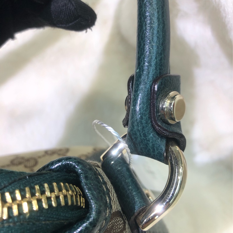 Gucci 古馳墨綠色老花布料腋下包 XB204-28