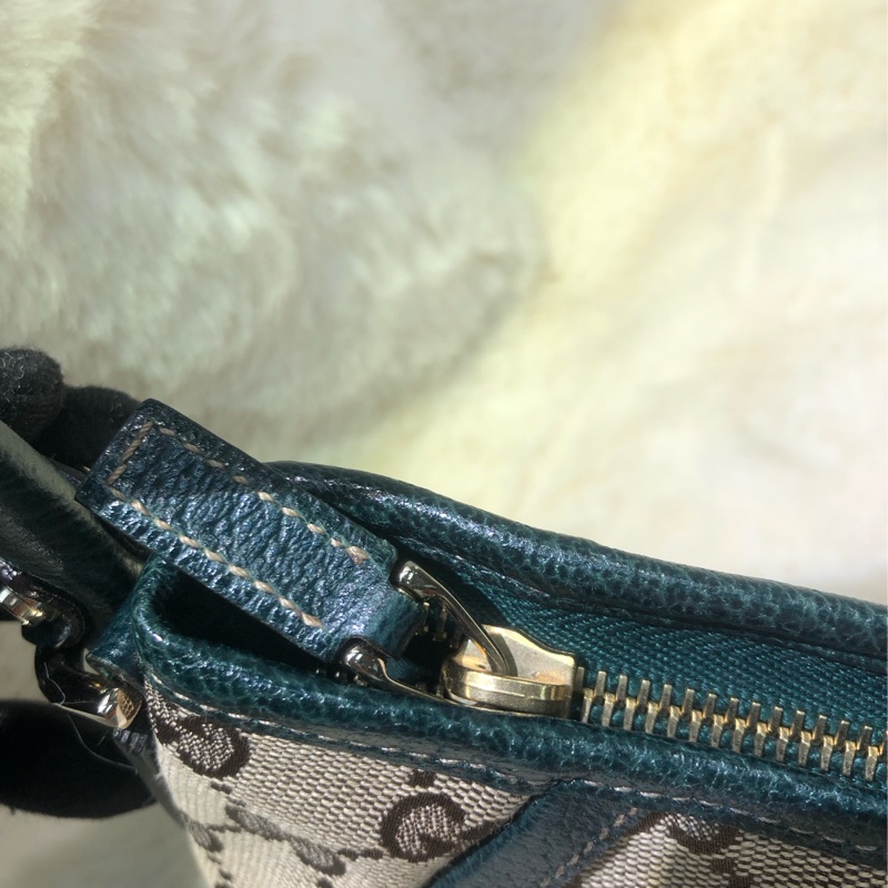 Gucci 古馳墨綠色老花布料腋下包 XB204-41