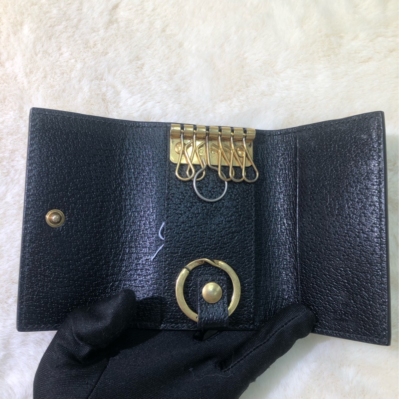 Gucci GG MARMONT黑色金扣鎖匙包 XA836-3