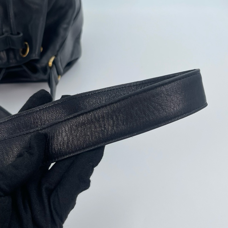 「JL精品代購」 香奈兒黑金羊單肩抽繩大logo水桶包-7