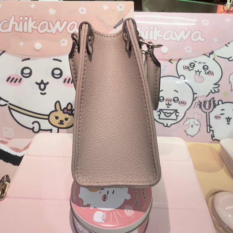 LOUIS VUITTON M47054 OnTheGo BB 18 皮革 壓花 大象灰-4