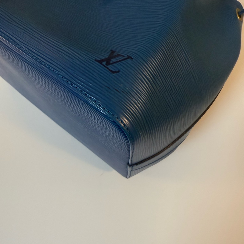 ✔️LOUIS VUITTON LV 路易威登 Epi Noe M44105 水波紋水桶包／藍色-9