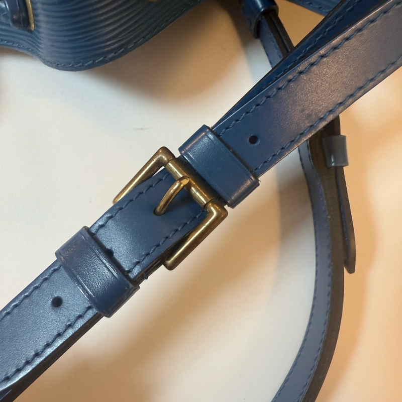 ✔️LOUIS VUITTON LV 路易威登 Epi Noe M44105 水波紋水桶包／藍色-16