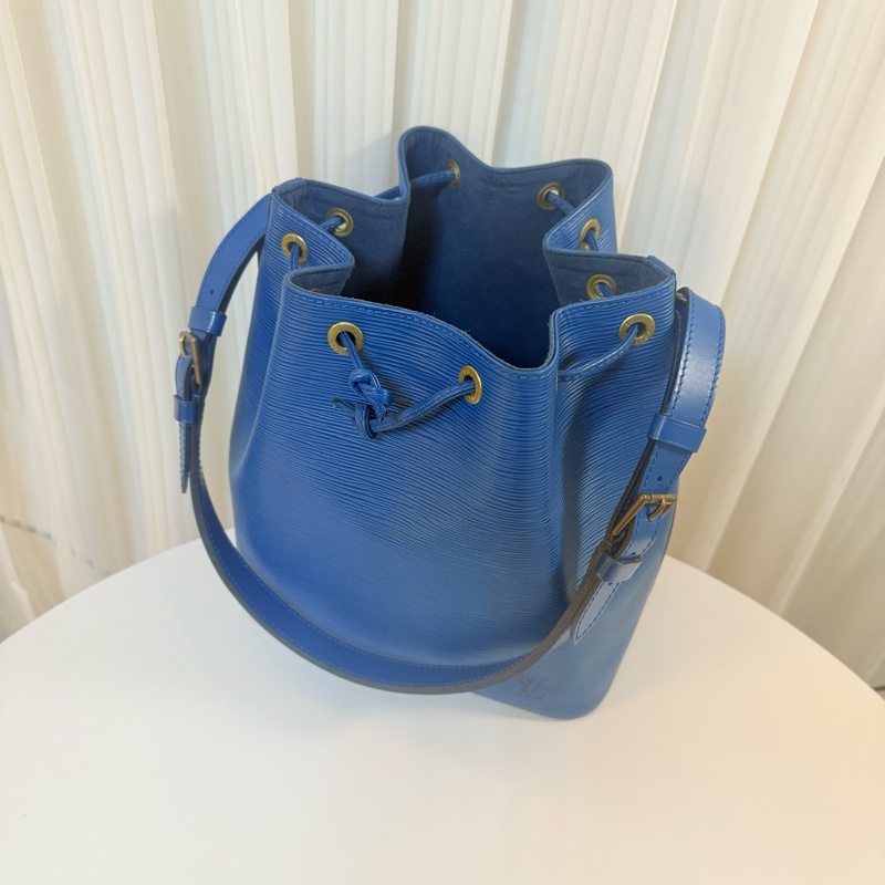 ✔️LOUIS VUITTON LV 路易威登 Epi Noe M44105 水波紋水桶包／藍色-4