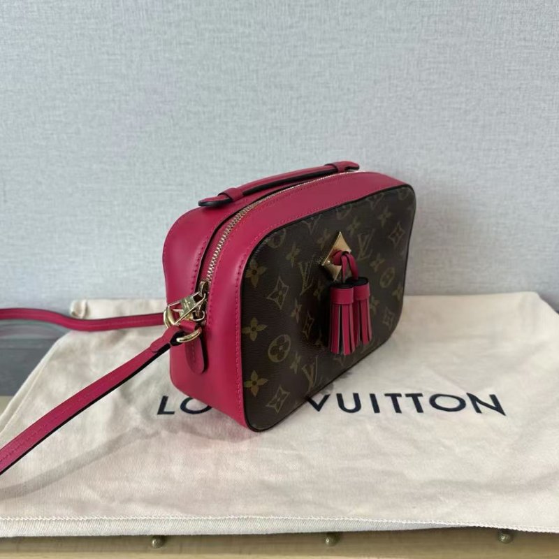 ✨LV 相機流蘇肩背斜背包22*16*8  99新配件塵袋購證-1