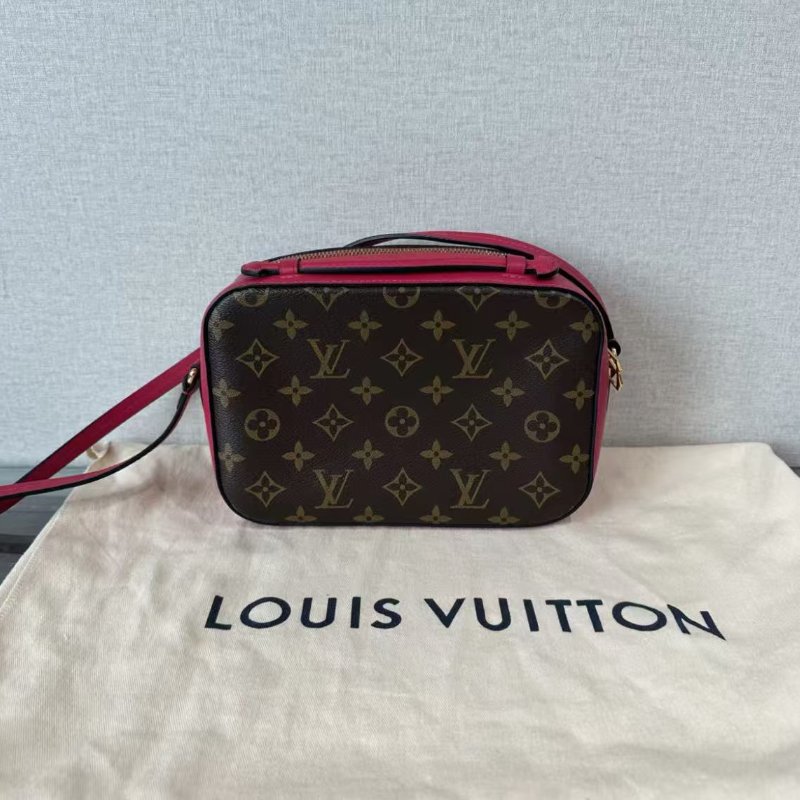 ✨LV 相機流蘇肩背斜背包22*16*8  99新配件塵袋購證-5