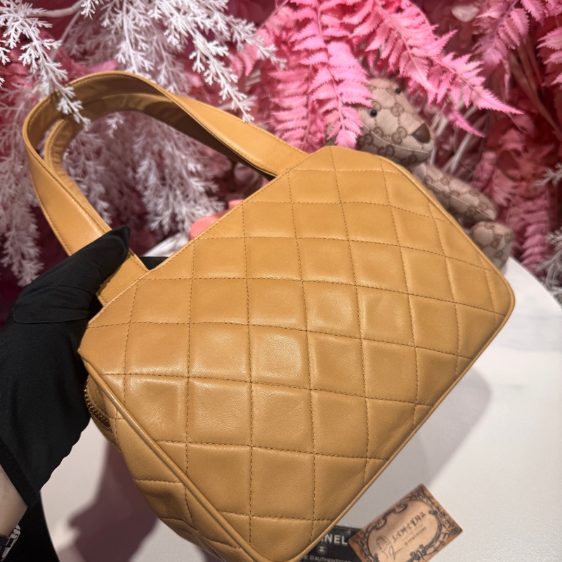Chanel vintage 奶茶色肩背包/手提包/王吉娜古董精品-2