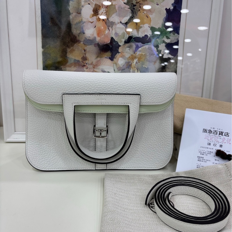 👜 Hermes Halzan 25 新白色 拼氣泡綠 銀扣 B刻 有購證-9