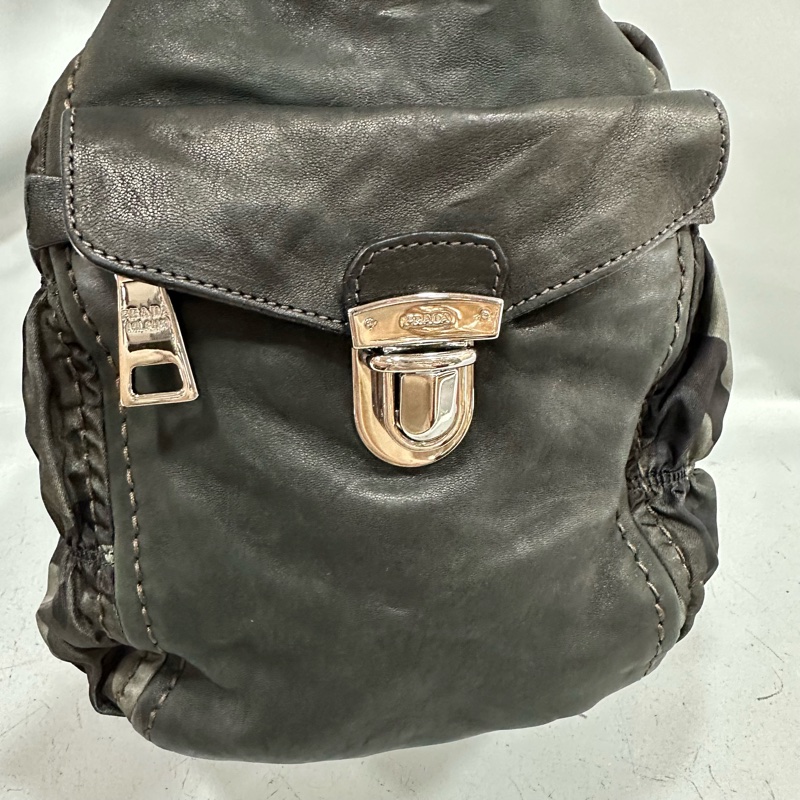 prada BR4586 黑色牛皮迷彩銀釦肩背包-15