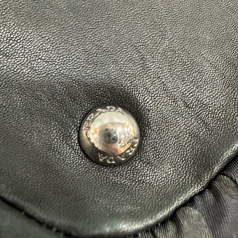 prada BR4586 黑色牛皮迷彩銀釦肩背包-31