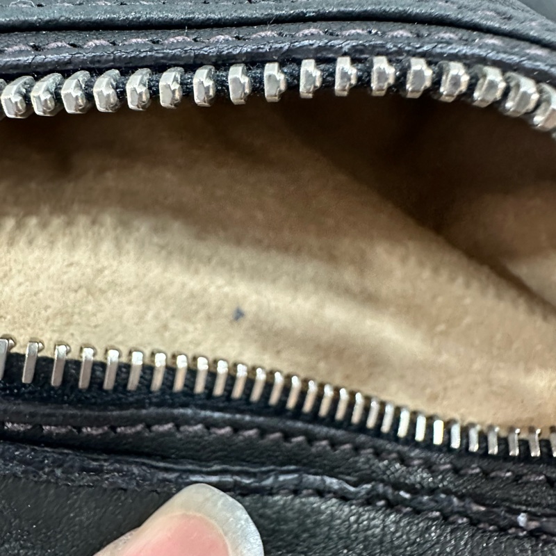 prada BR4586 黑色牛皮迷彩銀釦肩背包-42