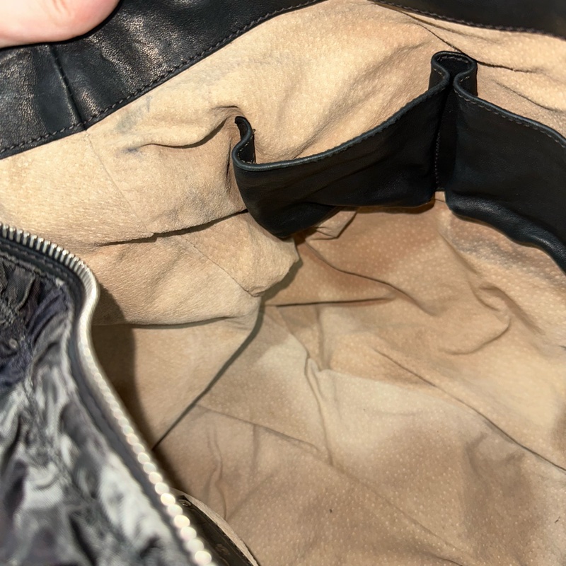 prada BR4586 黑色牛皮迷彩銀釦肩背包-47