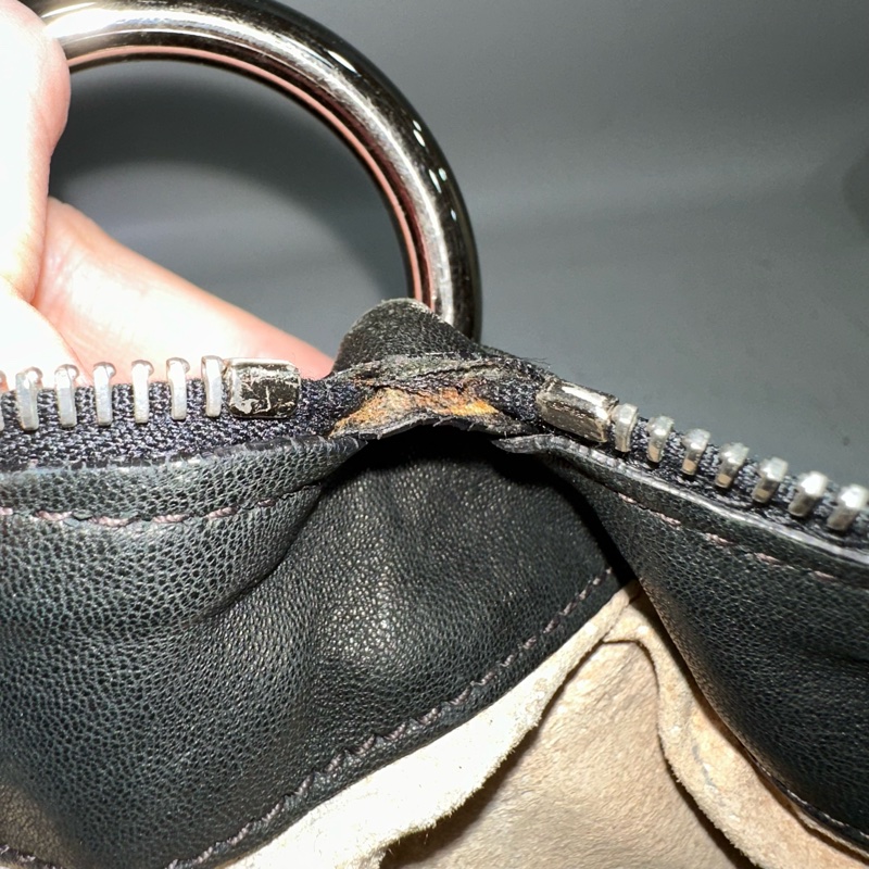 prada BR4586 黑色牛皮迷彩銀釦肩背包-49