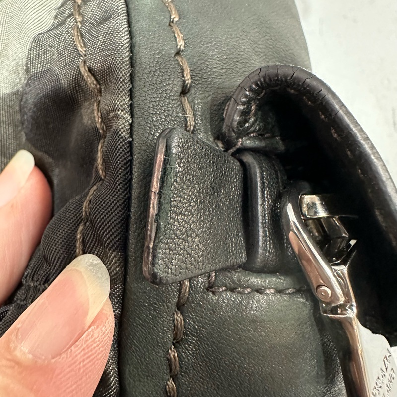 prada BR4586 黑色牛皮迷彩銀釦肩背包-73