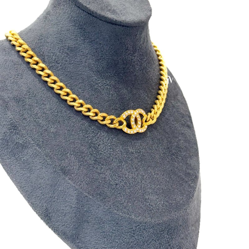 CHANEL 金色古巴鏈雙C鑽頸鍊-4