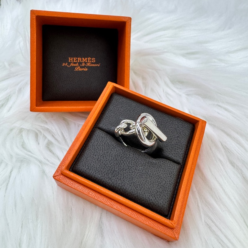 Hermès Croisette Silver Toggle Ring (Size: EU 53)-0