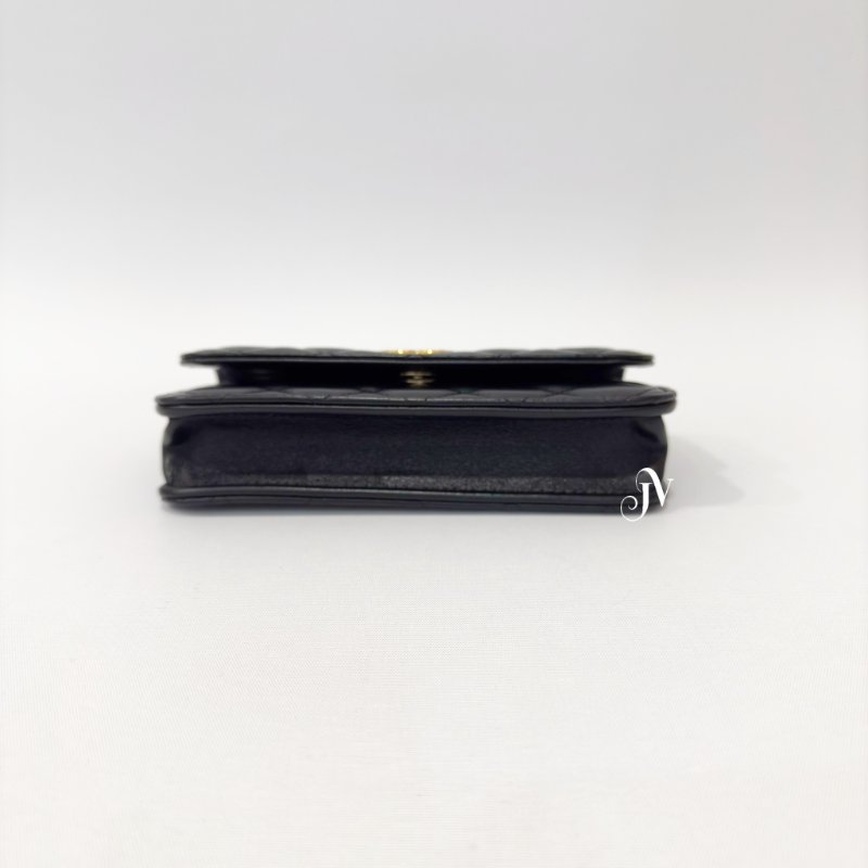 Chanel 黑羊皮金釦下蓋金柱調節釦mini 斜背包/AP3047-4