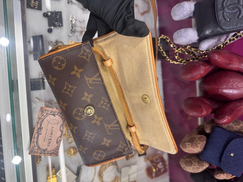 Lv 老花信封包/王吉娜古董精品-5