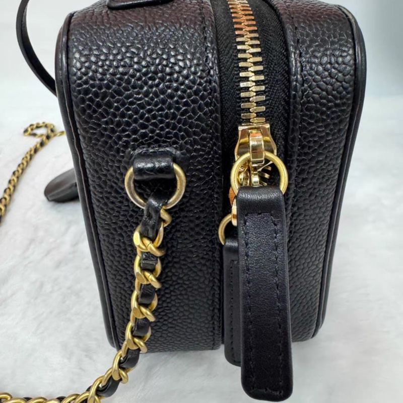 Chanel Vanity case mini 黑金-3