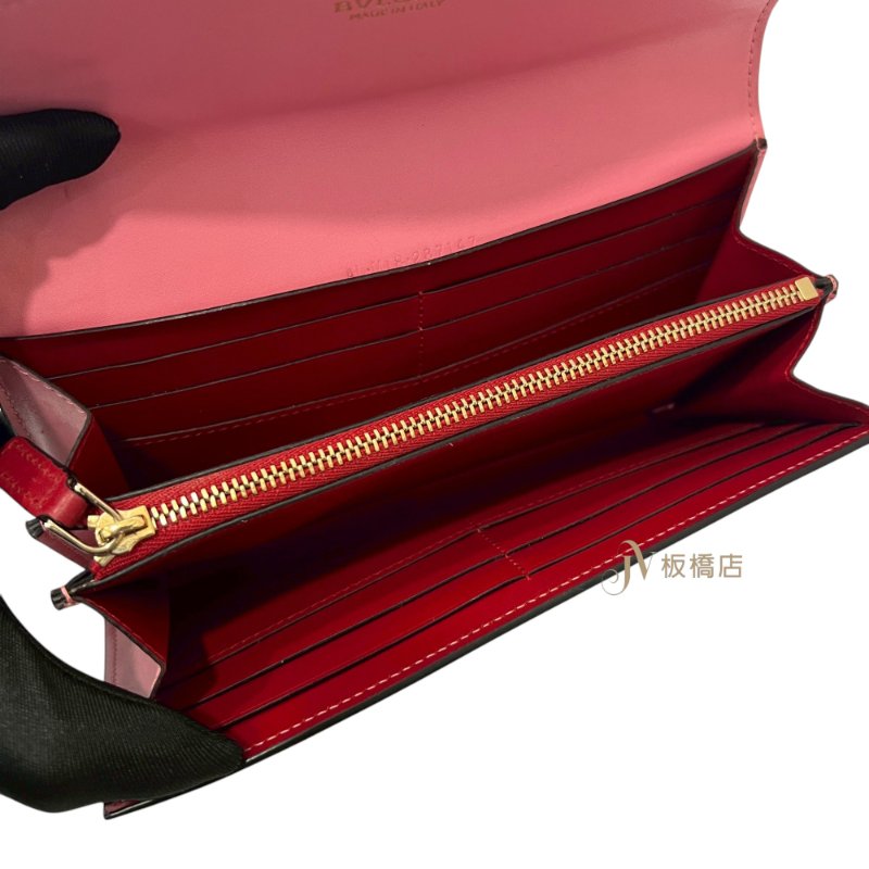 Bvlgari 粉色牛皮蛇頭下蓋長夾-5