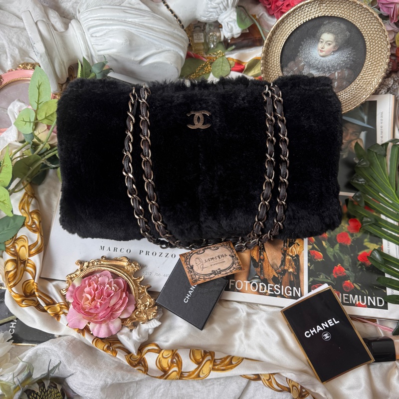 Chanel vintage 兔毛肩背包/王吉娜古董精品-0