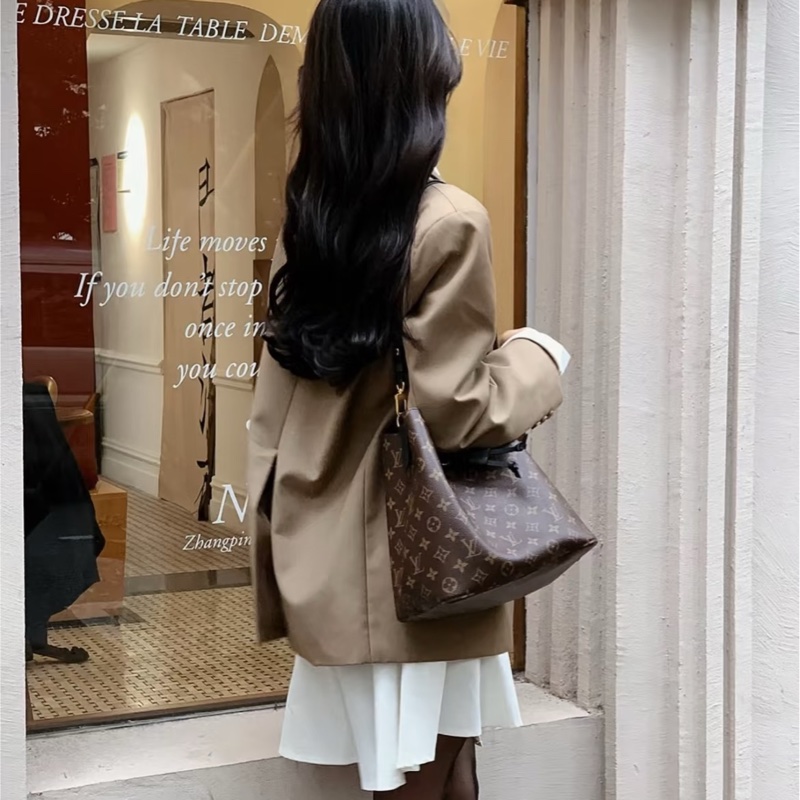 二手LV黑色NeoNoe MM水桶包M44020-18