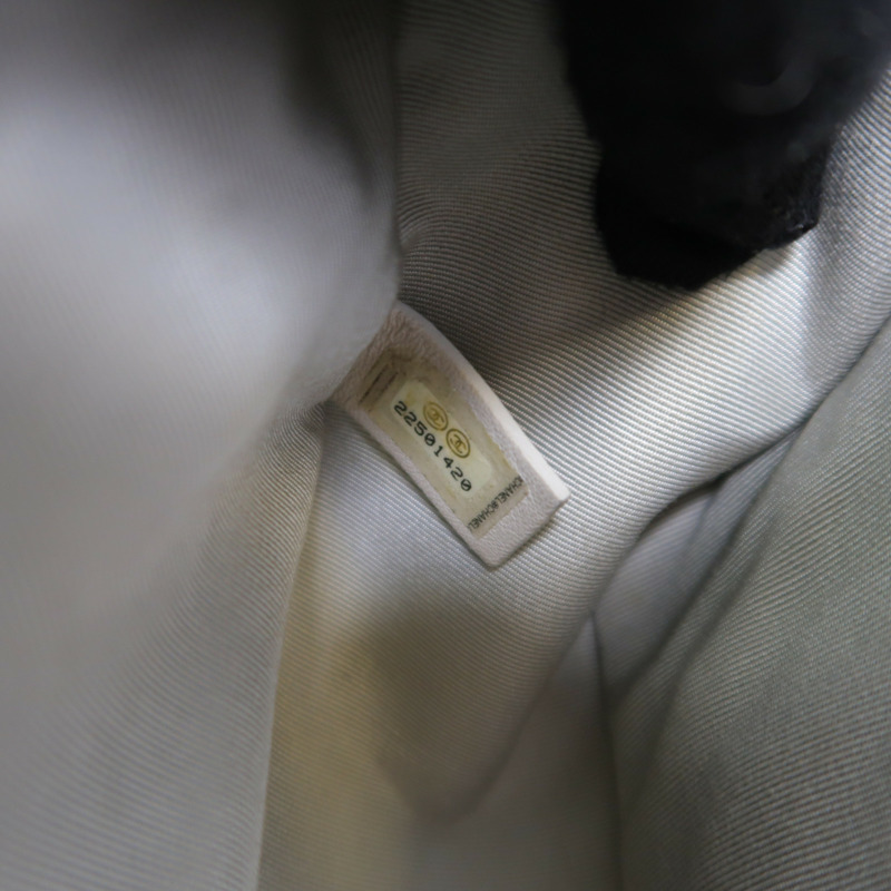 CHANEL 牛皮皮革Boy 25鏈帶肩背袋-6