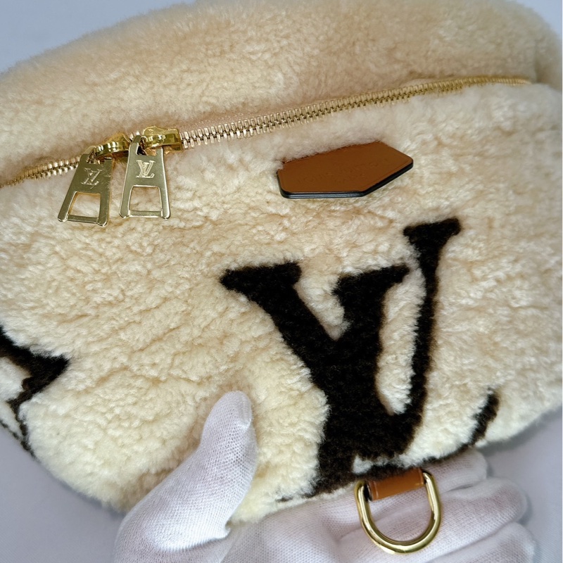 莉亞精品♡LV泰迪熊腰包 近新美包-10