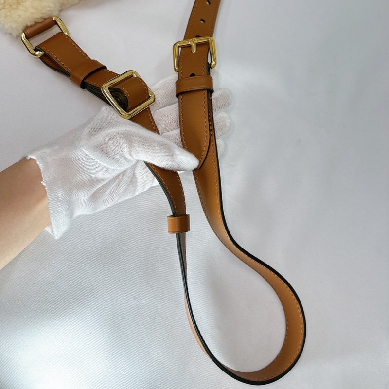 莉亞精品♡LV泰迪熊腰包 近新美包-12