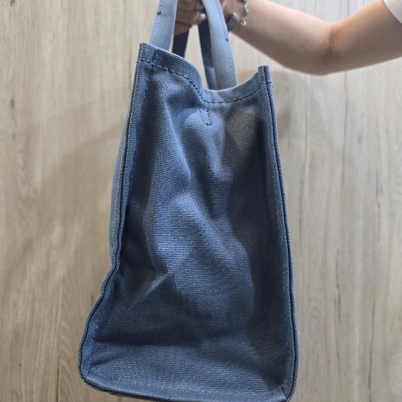 Marc Jacob's 牛仔拖特包-3