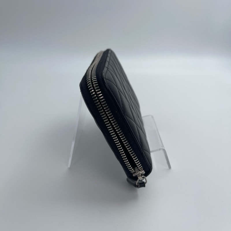 「JL精品代購」 香奈兒黑銀羊拉鏈長夾-3