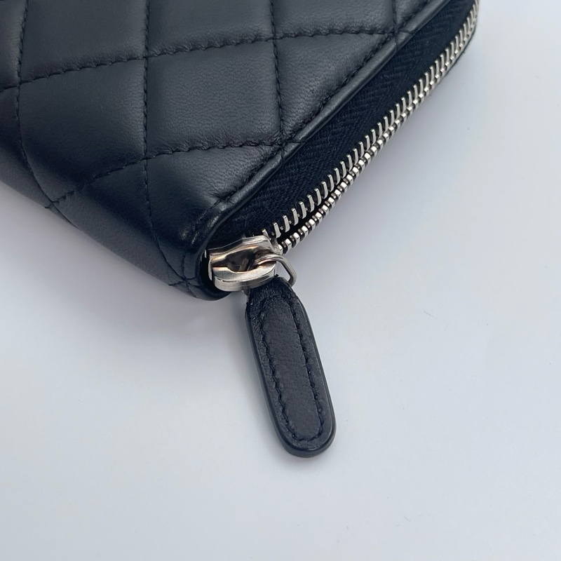 「JL精品代購」 香奈兒黑銀羊拉鏈長夾-5