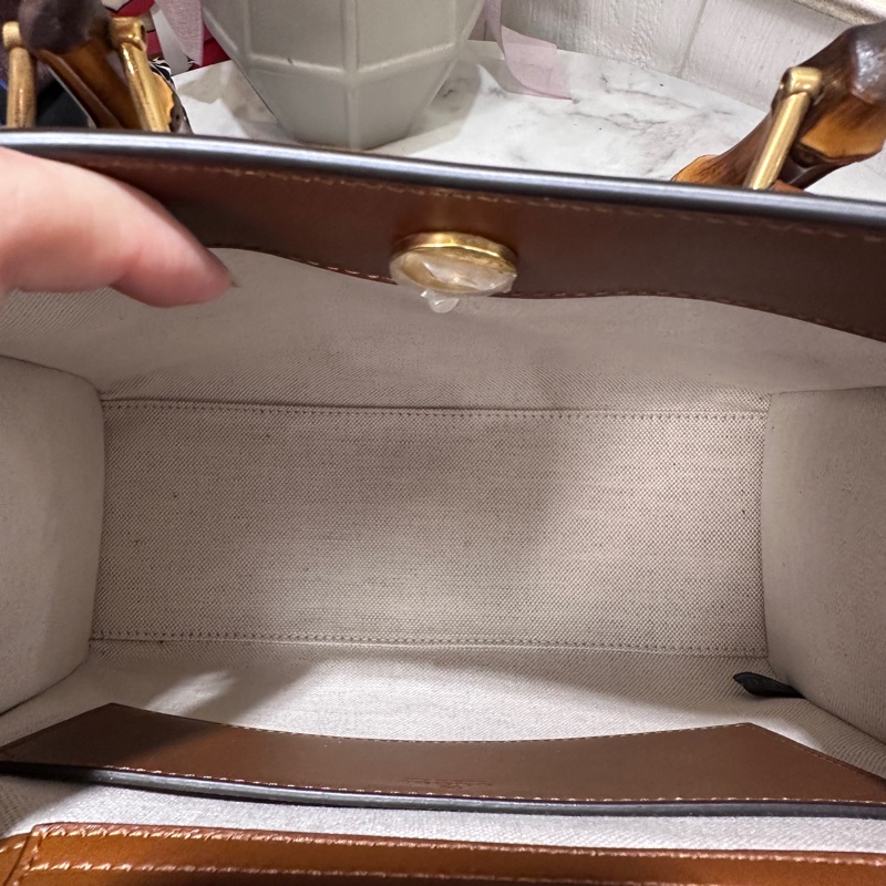 Gucci咖牛皮霧金釦前壓印LOGO竹節手提斜背包-3