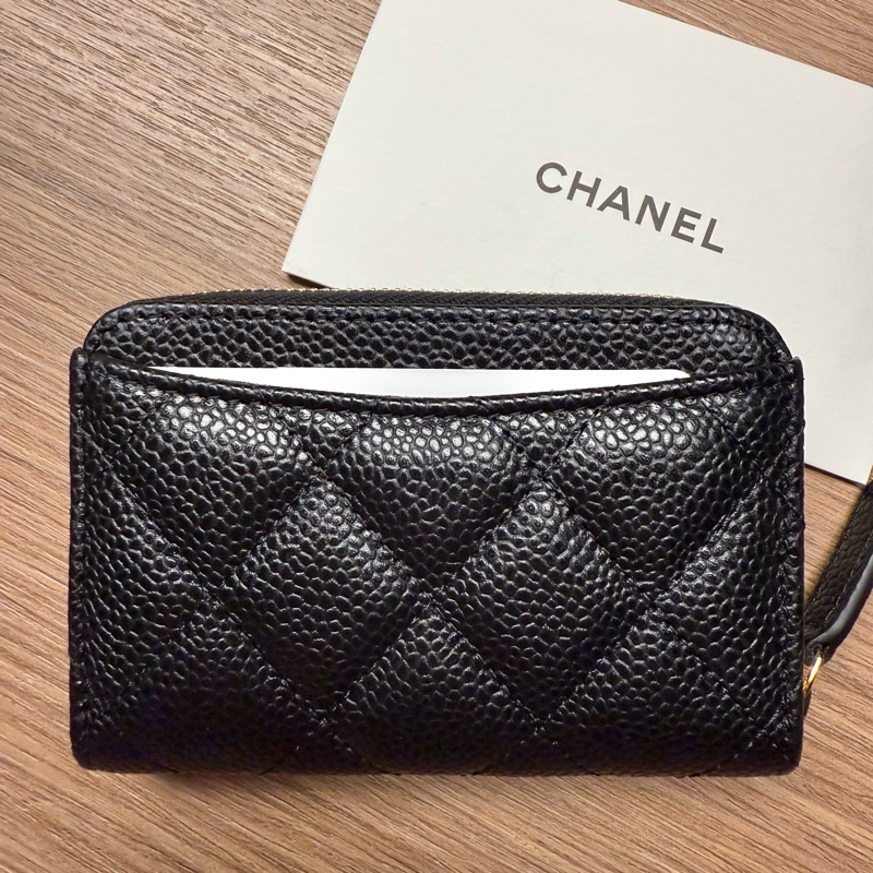 Chanel 經典拉鍊零錢包 晶片款 黑金 荔枝牛皮 魚子醬-1