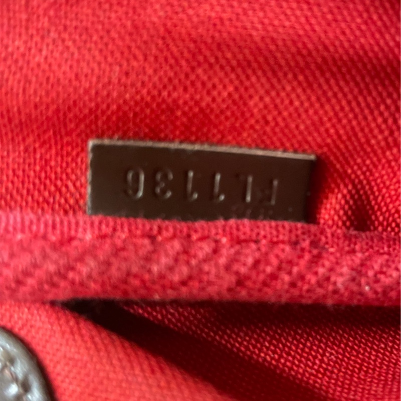 Lv 棋格盤2用斜背包（金屬短鏈肩背/皮帶斜背）N41129-18