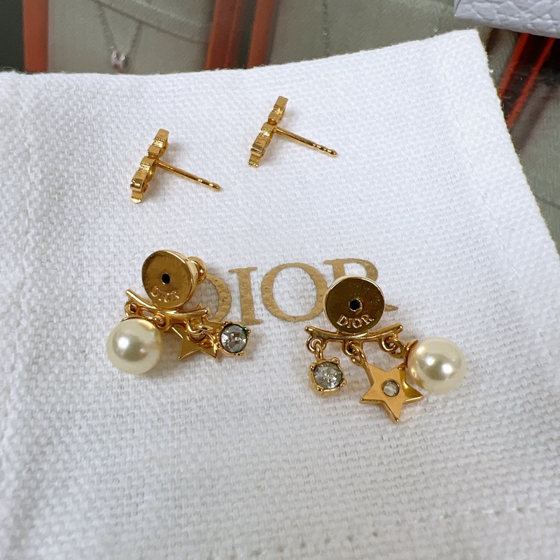 Dior revolution 珍珠水鑽星星logo耳環-4