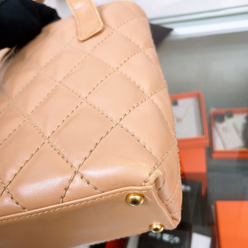 Chanel vivian 奶茶手提包/托特包-13